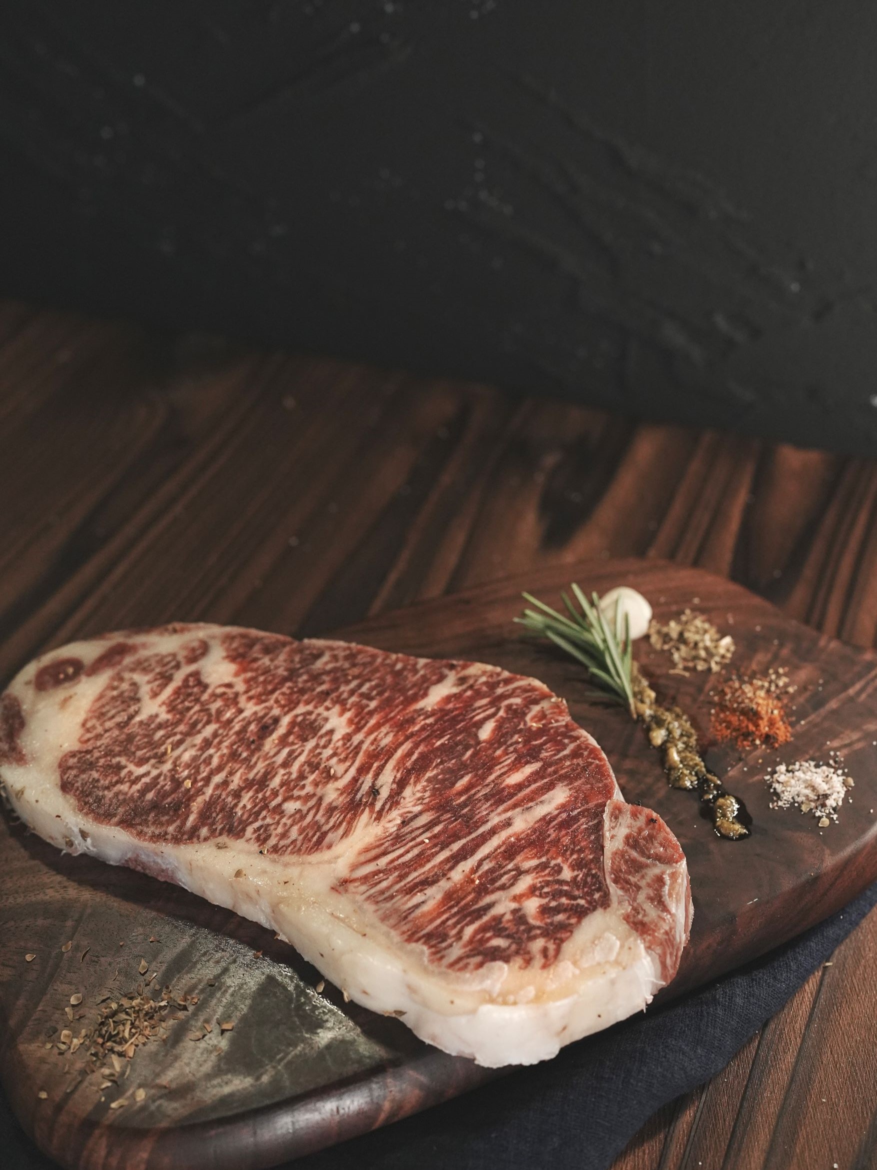 WAGYU Striploin M6+ Thick Cut 280g – FCAA – Oceania Pure International
